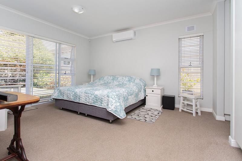 3 Bedroom Property for Sale in Sunningdale Western Cape